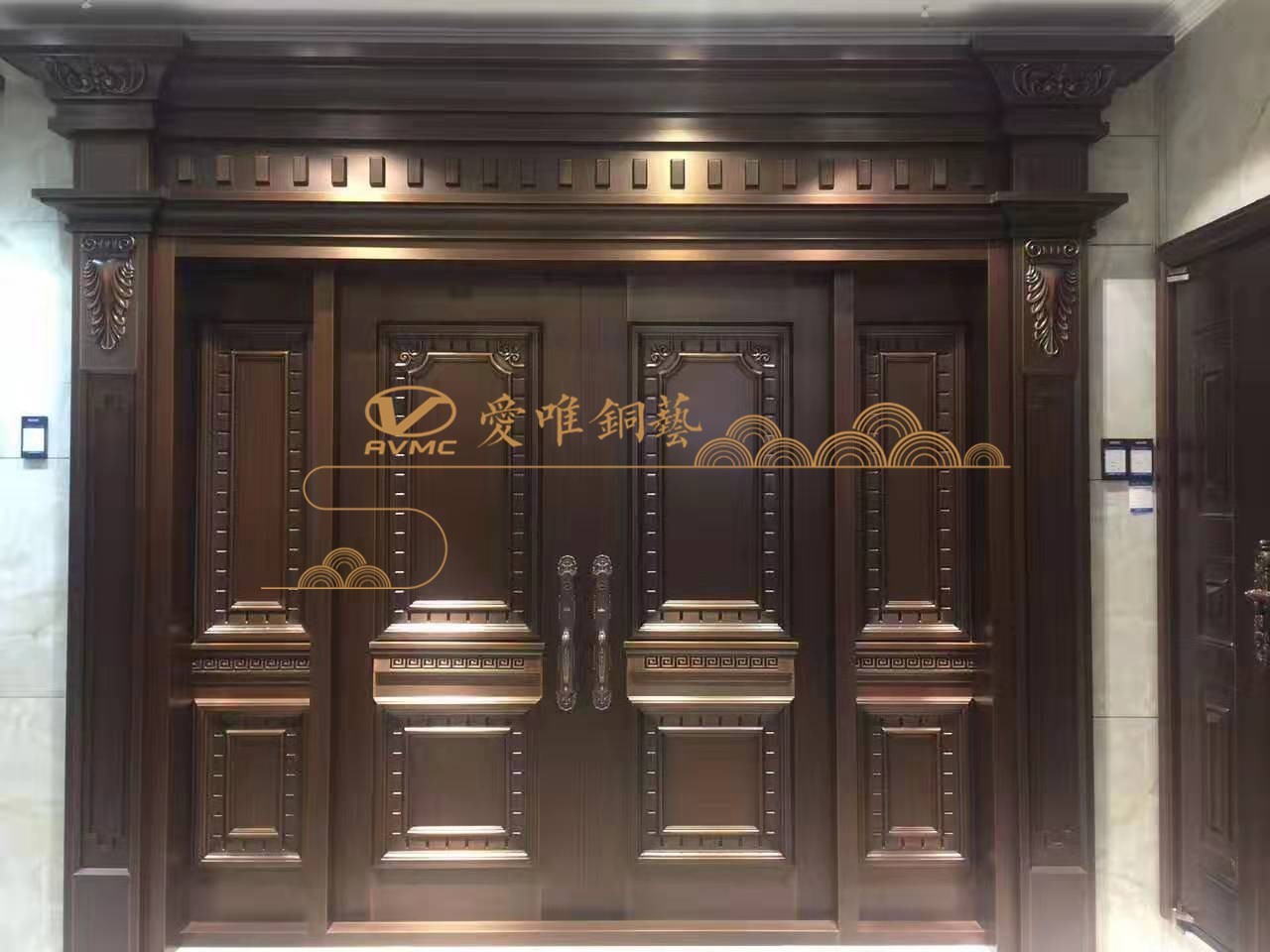 銅門廠家跟您一起分析別墅銅門